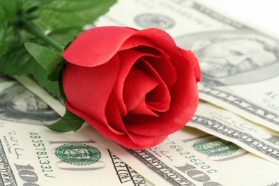 Tình yêu và tiền bạc: Rốt cuộc bên nào quan trọng hơn?