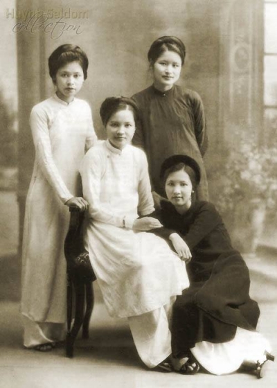 Bộ ảnh hiếm về người Việt Nam 100 năm trước