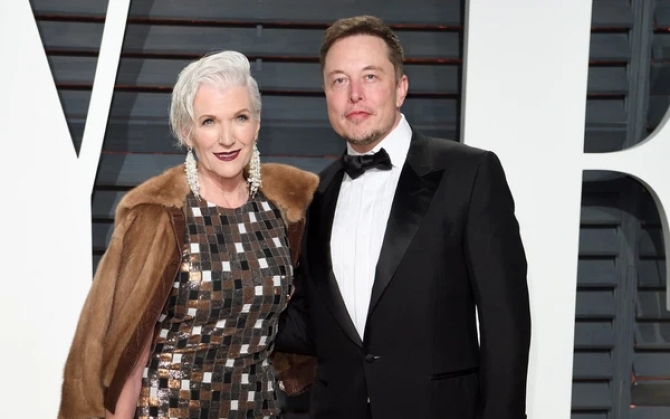 Bí quyết thành công của mẹ tỷ phú Elon Musk