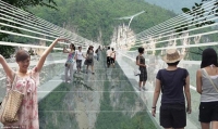 Cây cầu sàn kính dài nhất và cao nhất thế giới