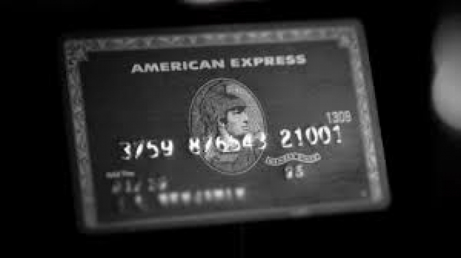Thẻ đen American Express là gì? Có Quyền lực gì?